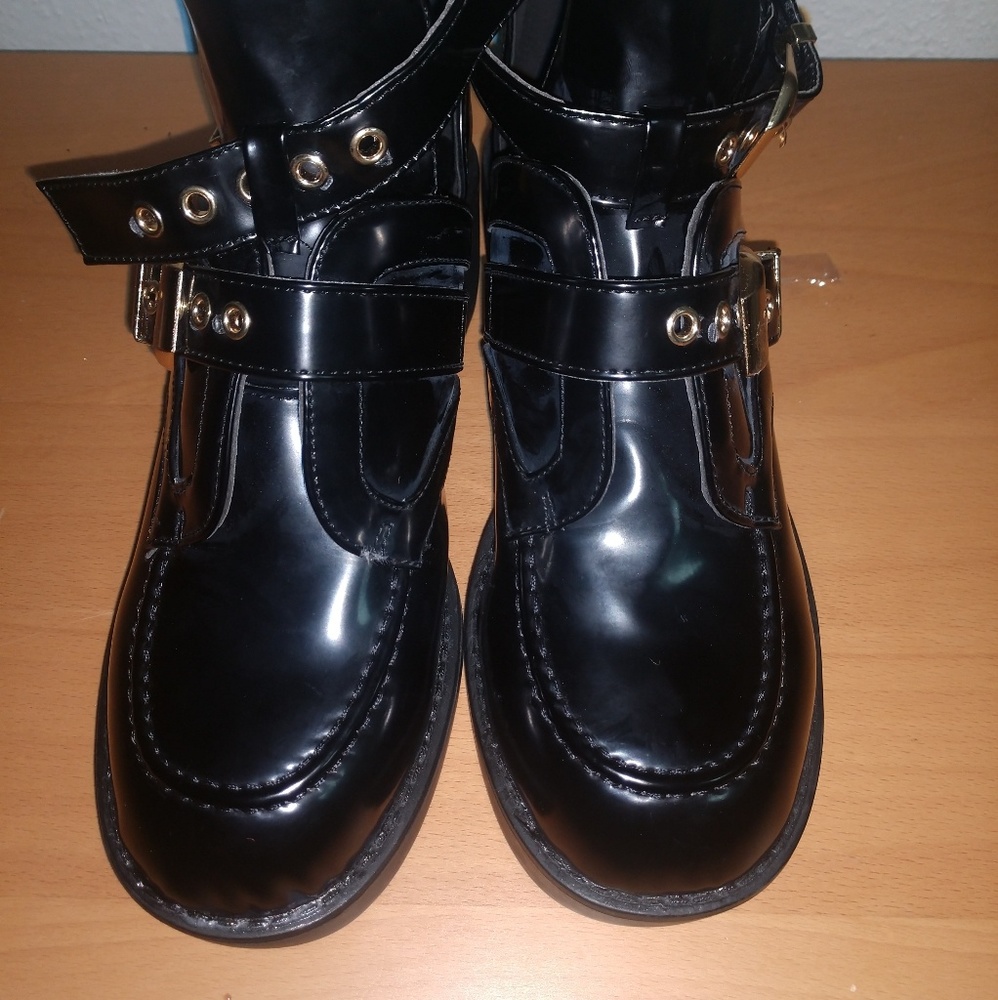 Boohoo Black Boots - Picture 2 of 3